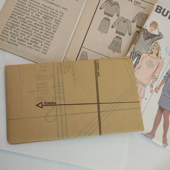 Vintage 80s Butterick Pattern 5901 Uncut Sweatshirt Skirt Pants 6 8 10 - Picture 7 of 9